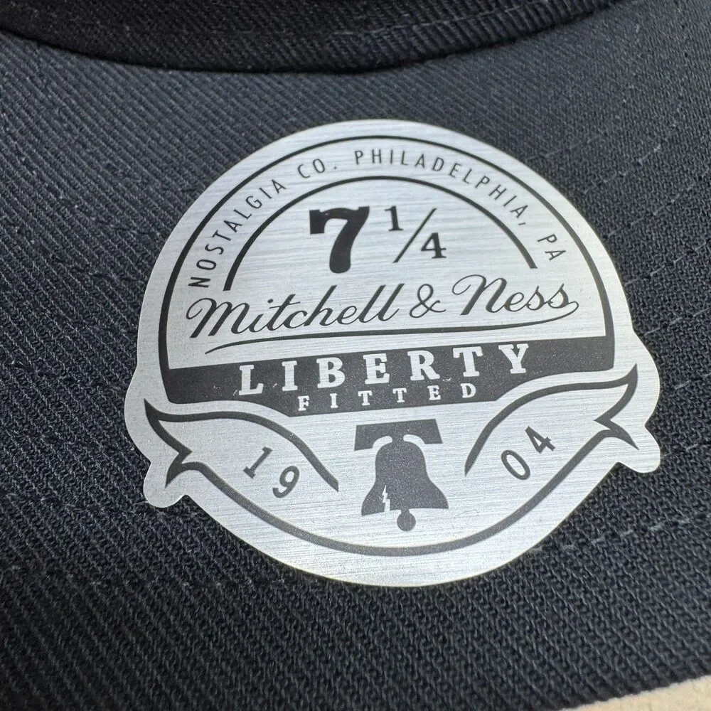NEW Buffalo Sabres Mitchell Ness Liberty Fitted Cap Hat All Black Sz 7 1/4
